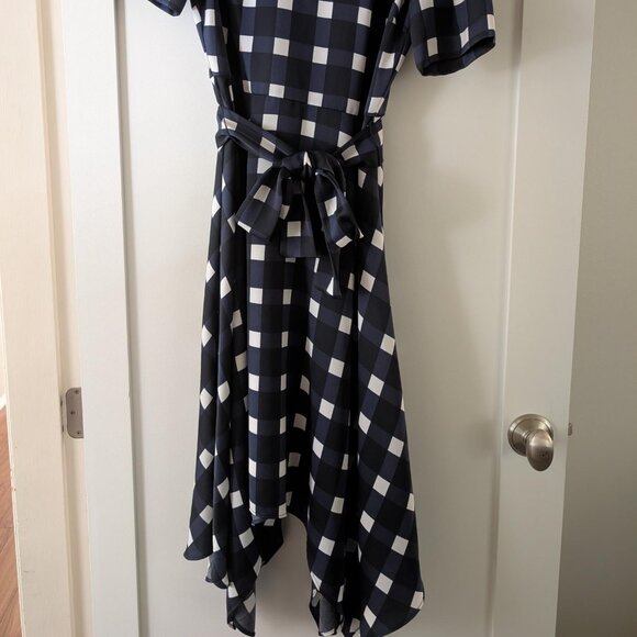 Banana Republic Navy Gingham Handkerchief Hem Dress – Size 2 - Picture 2 of 7
